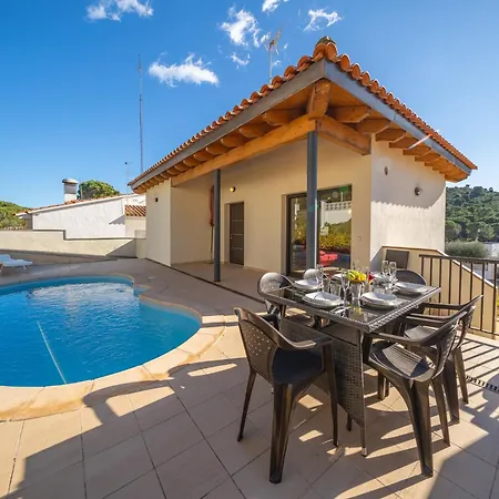 3 Bedroom In * L'Escala